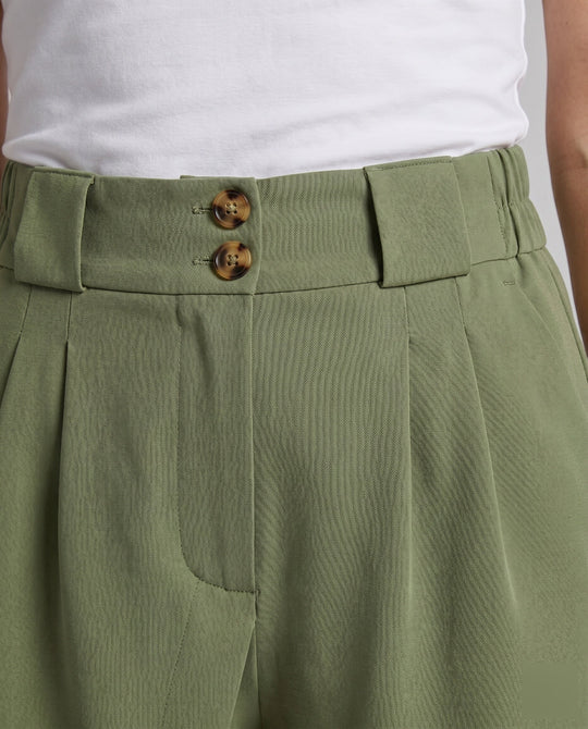 Product 15639210525002 - close_up_detail