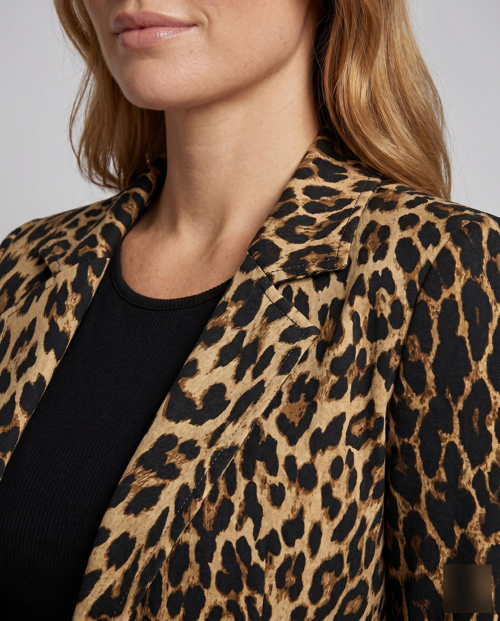 Product 15639210950986 - close_up_detail