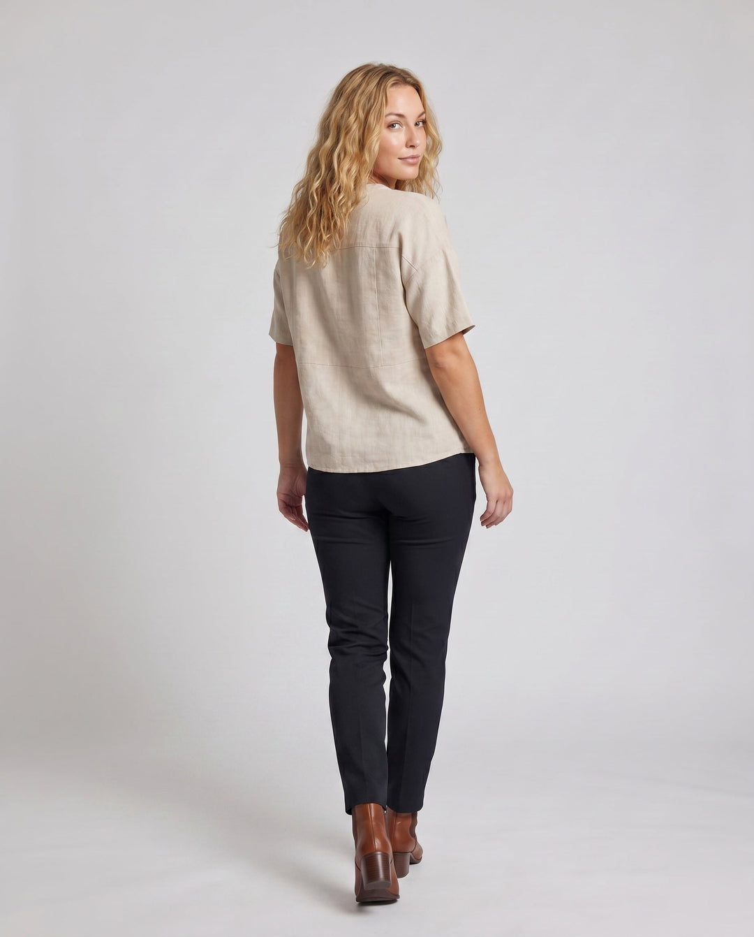 Product 15639229989194 - back_view