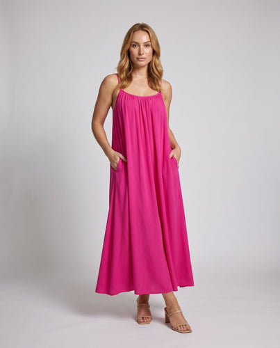 Damen Maxikleid mit zarten Spaghetti-Trägern und fließendem Stoff