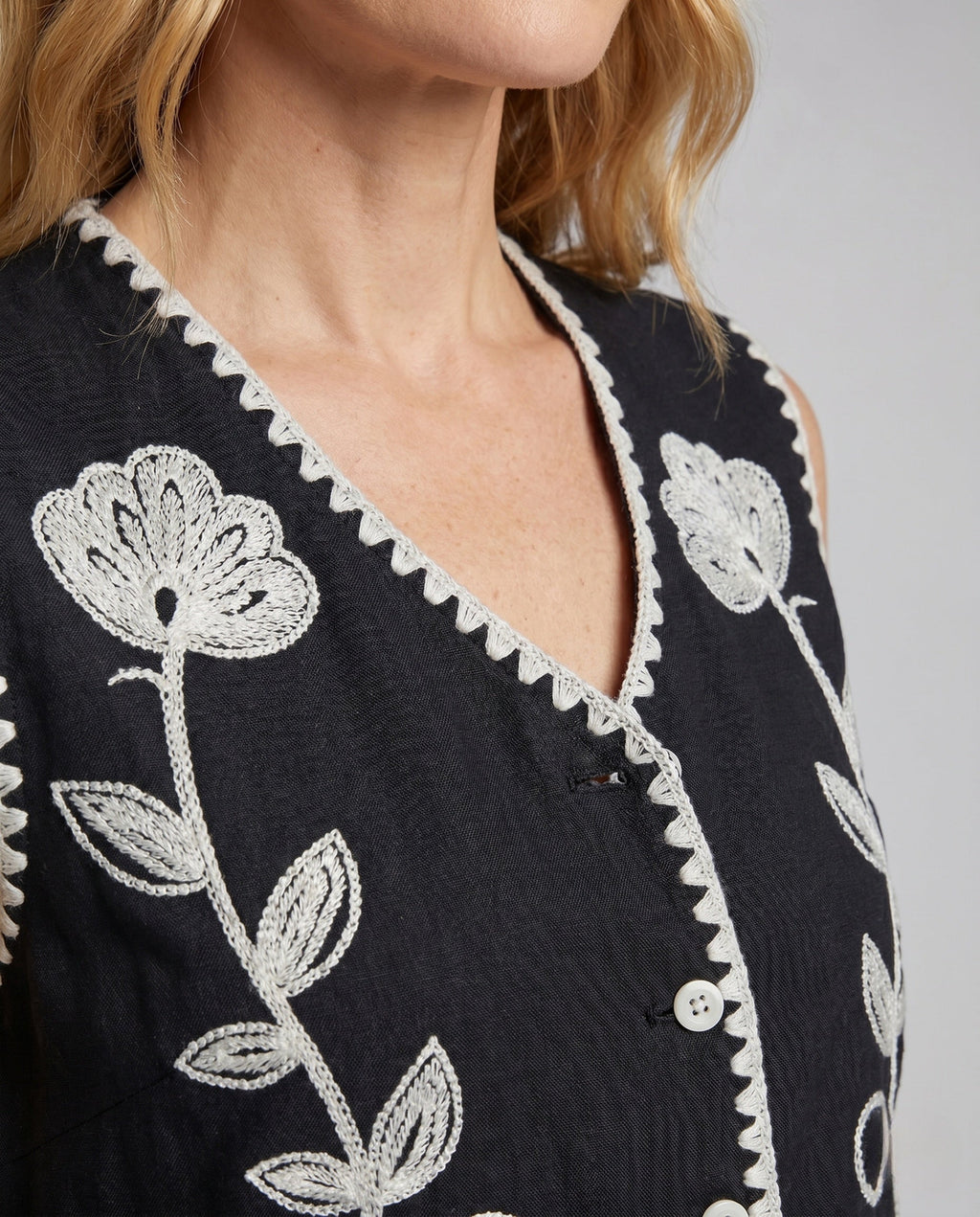 Product 15645936419146 - close_up_detail