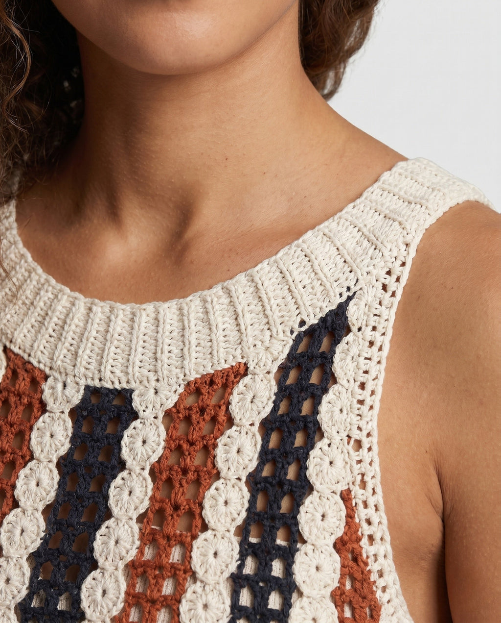 Product 15645943103818 - close_up_detail