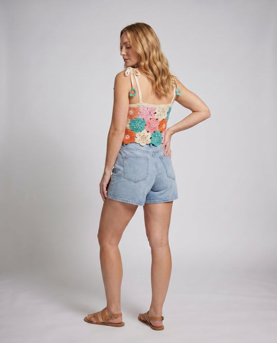 Product 15645945692490 - back_view