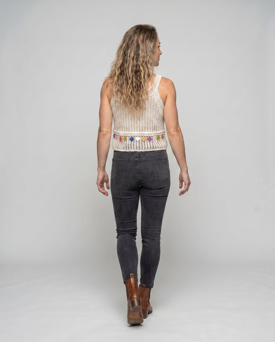 Product 15645953753418 - back_view