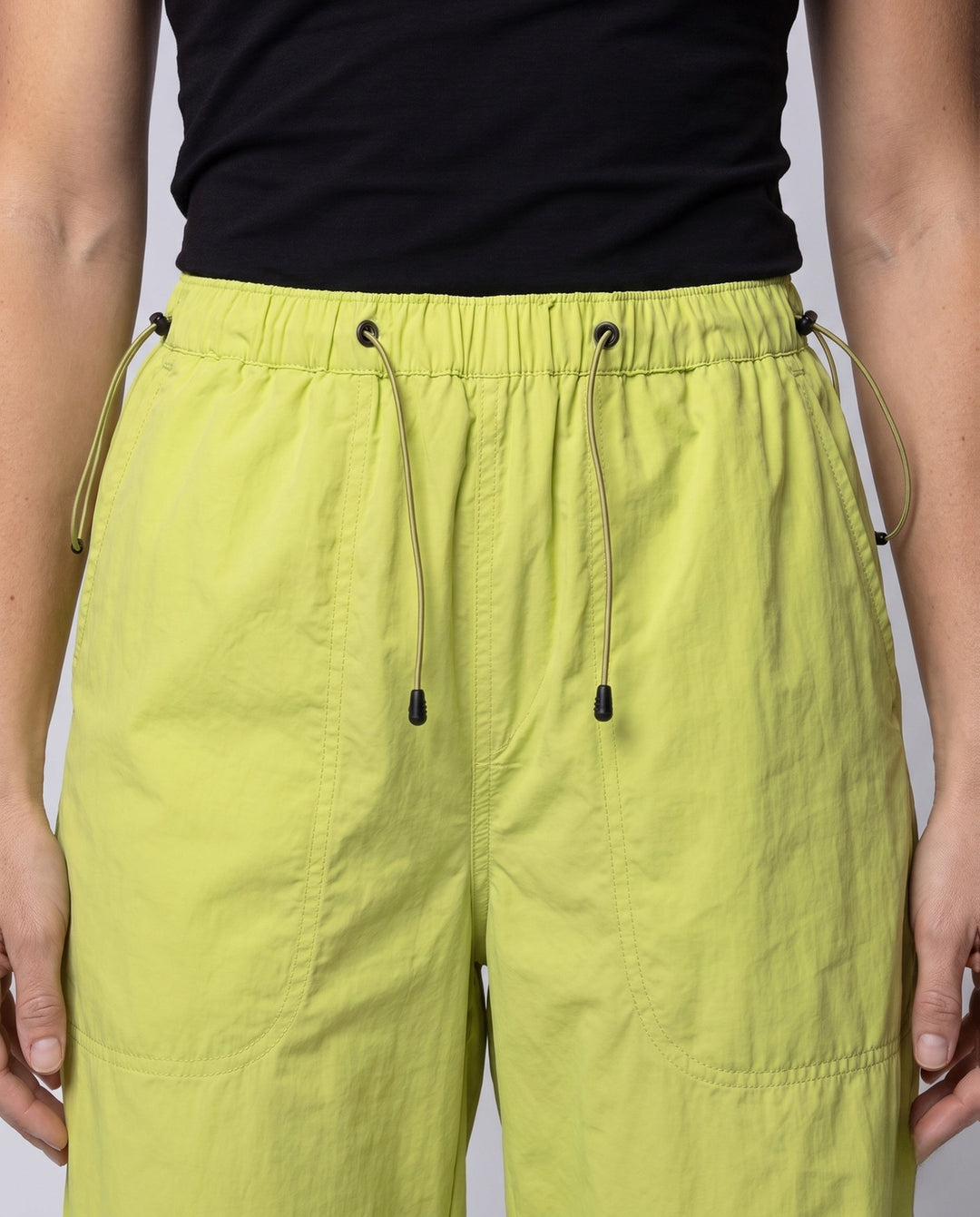 Product 15850148135242 - close_up_detail