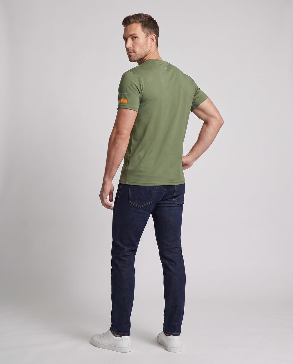 Product 15876149576010 - back_view