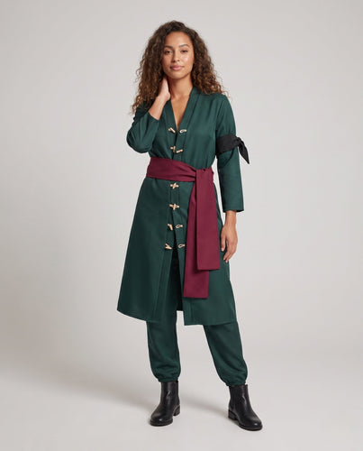 Damen Cosplay-Kostüm mit authentischen Accessoires Shop Nory
