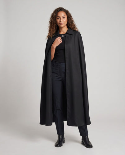 Damen eleganter Kapuzenumhang aus luxuriösem, schimmerndem Stoff Shop Nory