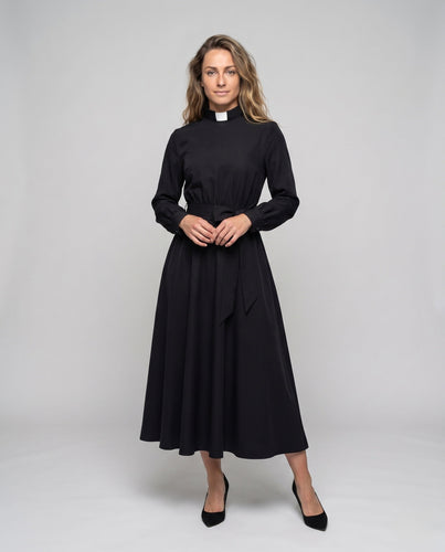 Damen elegantes Maxikleid mit hohem Kragen und tailliertem Gürtel Shop Nory