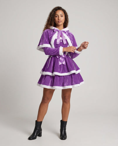 Damen festliches Weihnachtskleid mit Kapuze und Rüschendetails Shop Nory