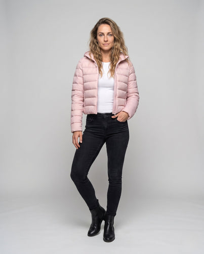 Damen kurz geschnittene ultraleichte gepolsterte Jacke mit Kapuze, Packfunktion und thermischer Isolation