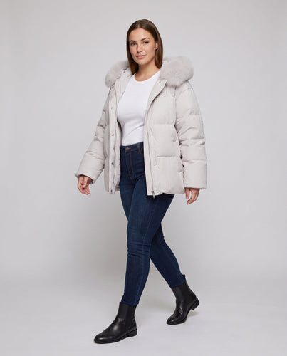 Damen Nan gesteppte kurze Parka mit voluminösem Kapuzenbesatz in Faux-Fur-Optik und extra weiten Ärmeln