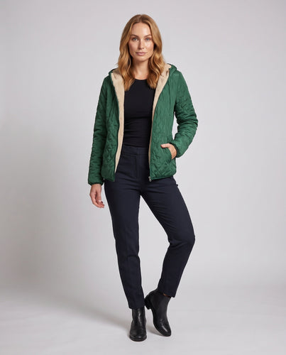Damen mittelange leicht wattierte Steppjacke mit Teddyfutter und Kapuze Shop Nory