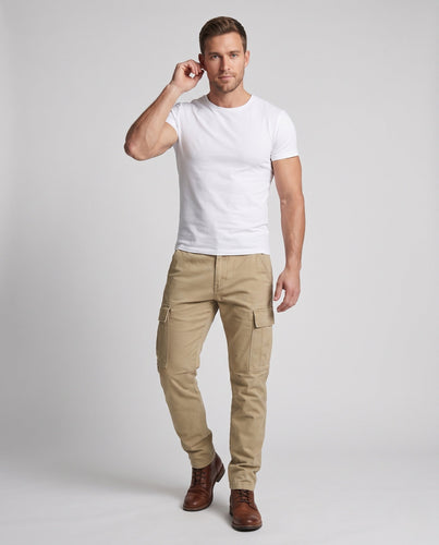 Herren Lockere Cargo-Hose mit Versteifungen an den Knien und mehreren Taschen Shop Nory