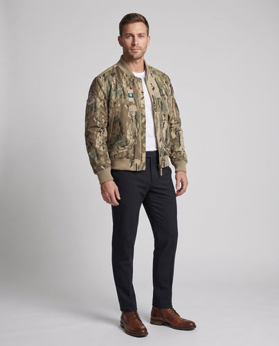 Männliche sportliche Bomberjacke mit mehreren Taschen Shop Nory