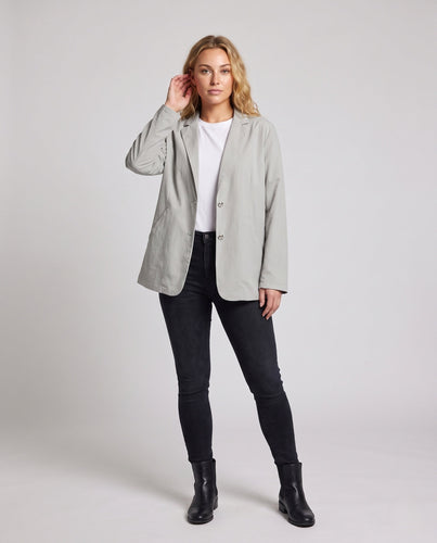 Damen Elegante und bequeme Blazerjacke Shop Nory