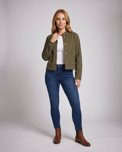 Damen Kurze Boxy-Jeansjacke mit Rundhals und aufgesetzten Taschen Shop Nory