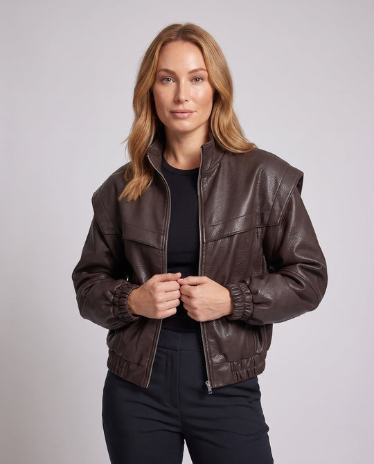 Product 16022350758218 - upper_body