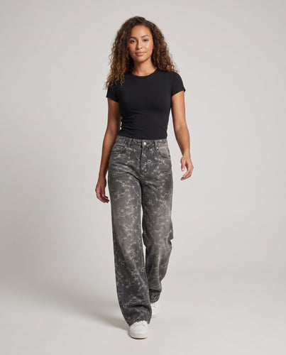 Damen Weite Jeans mit Floralprint Shop Nory