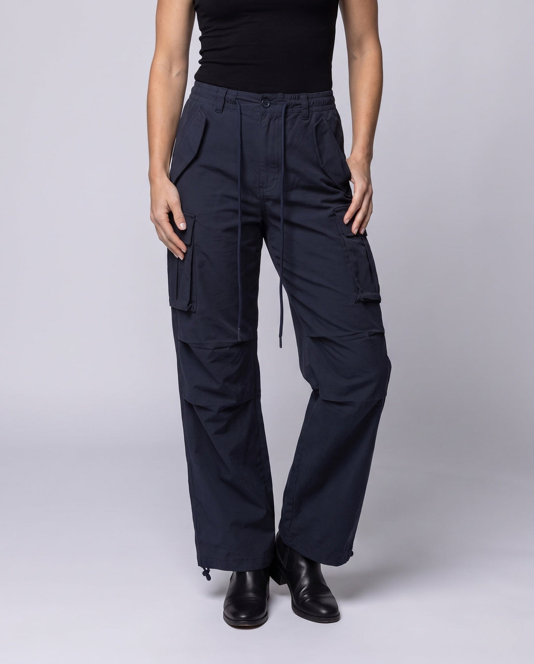 Product 16025042649418 - lower_body