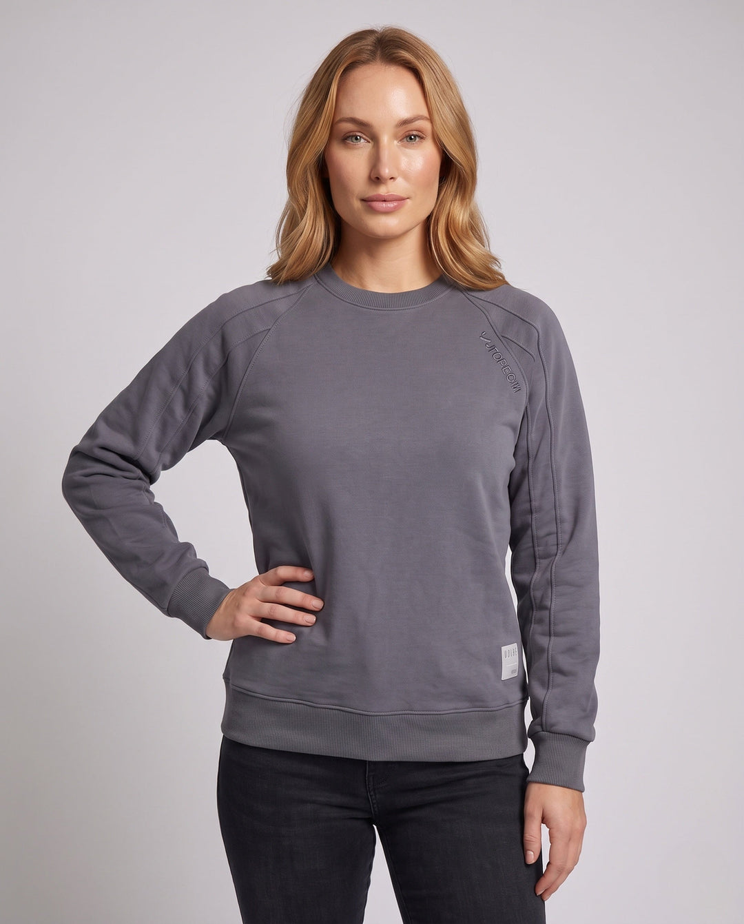 Product 16025132630346 - upper_body
