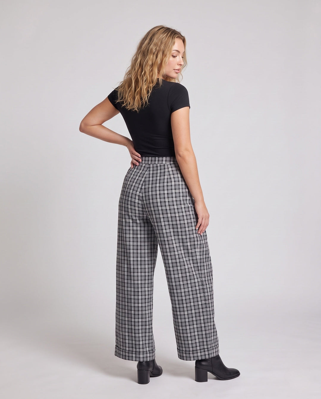 Product 16025142165834 - back_view