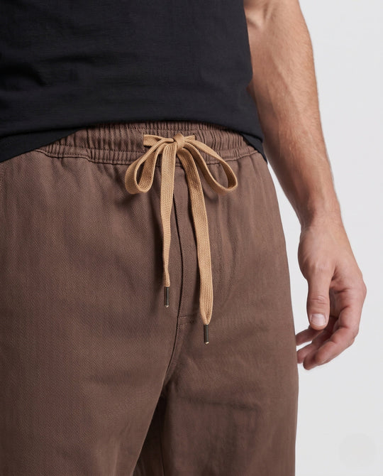 Product 16028652929354 - close_up_detail