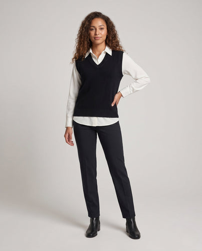 Damen Ärmellose leicht ausgestellte Feinstrickweste mit V‑Ausschnitt und kuscheliger Mohair‑Optik Shop Nory