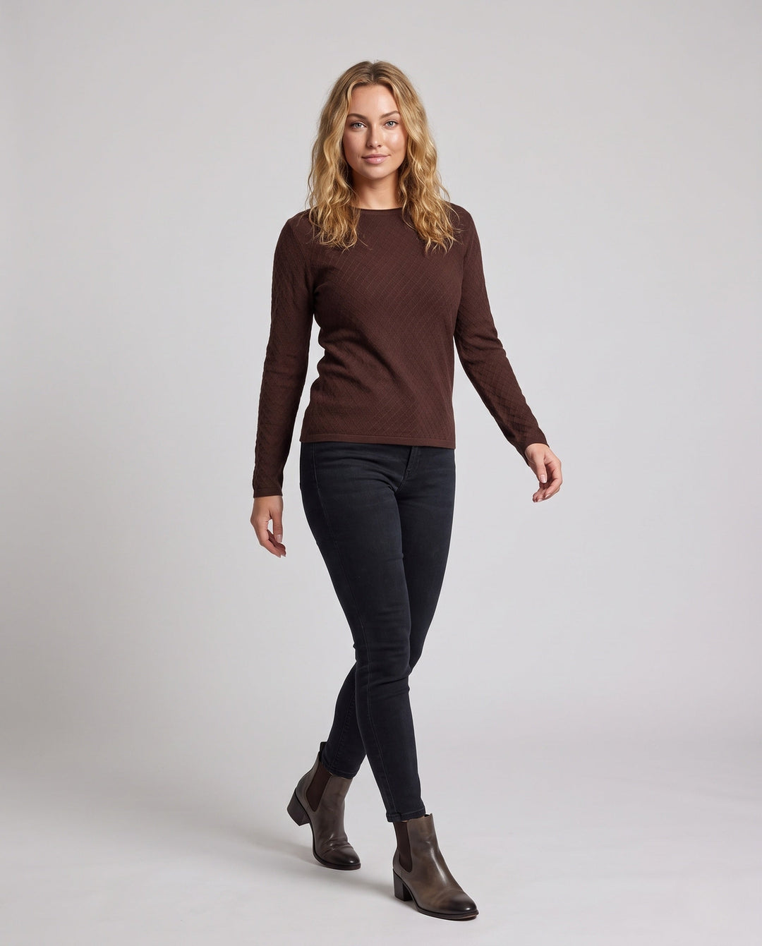Product 16033018708298 - full_body_front