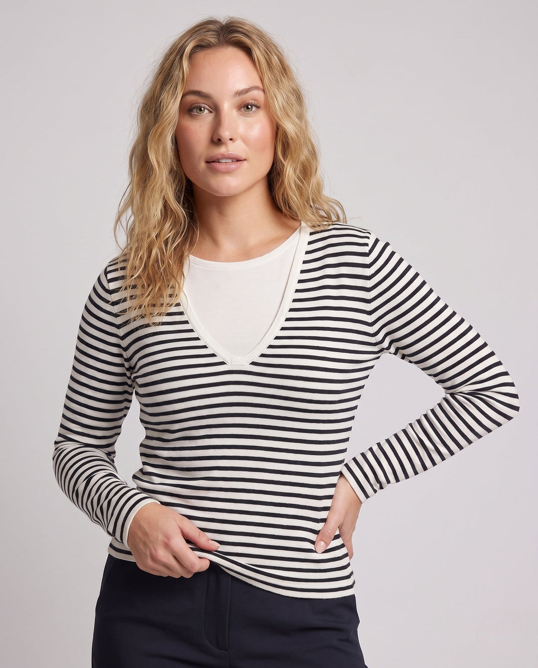 Product 16033028342090 - upper_body