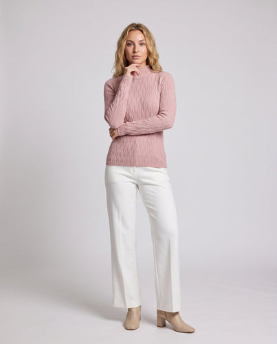 Damen Feinstrick-Mockneck-Pullover mit feiner Struktur und körperumspielender Silhouette Shop Nory