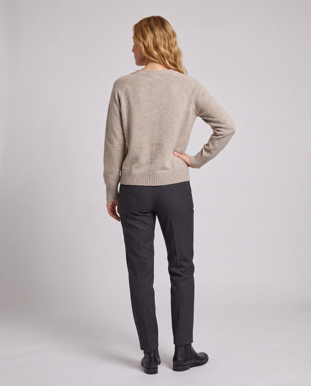 Product 16034471412042 - back_view