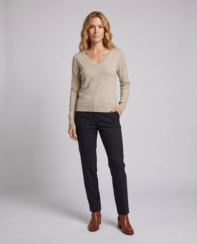 Damen Feinstrickpullover mit V‑Ausschnitt und gezackter Kantenverzierung Shop Nory