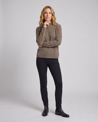Damen Flauschiger Feinstrick-Mockneckpullover mit angerauter Mohair‑Optik und cleanem Schnitt Shop Nory