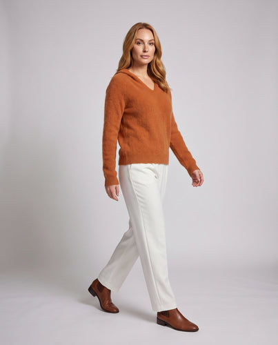 Damen Flauschiger Kapuzenpullover aus Mohair‑Optik mit V‑Ausschnitt und gerippten Bündchen Shop Nory
