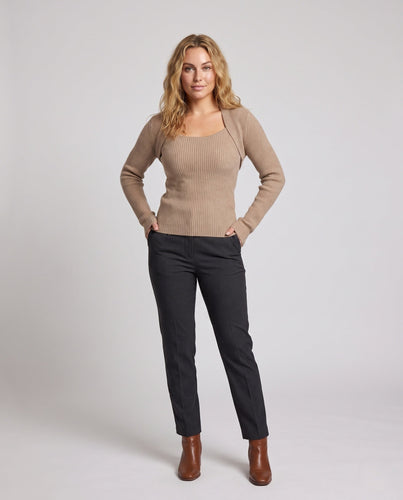 Damen Gerippter Feinstrick-Pullover mit Mohair‑Look und Rundhalsausschnitt Shop Nory