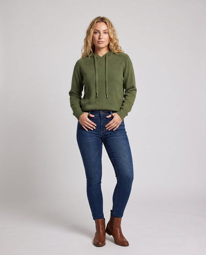 Damen Kapuzenpullover im Kaschmir‑Look mit Kängurutasche und feinem Rippdetail Shop Nory