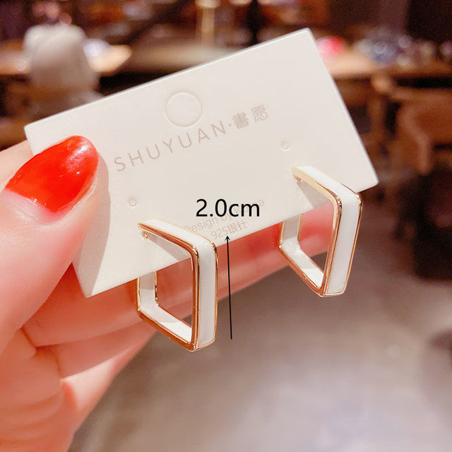 Zauber lobe | Mehrere kleine kreisförmige Ohrstecker für Frauen | Shop Nory
