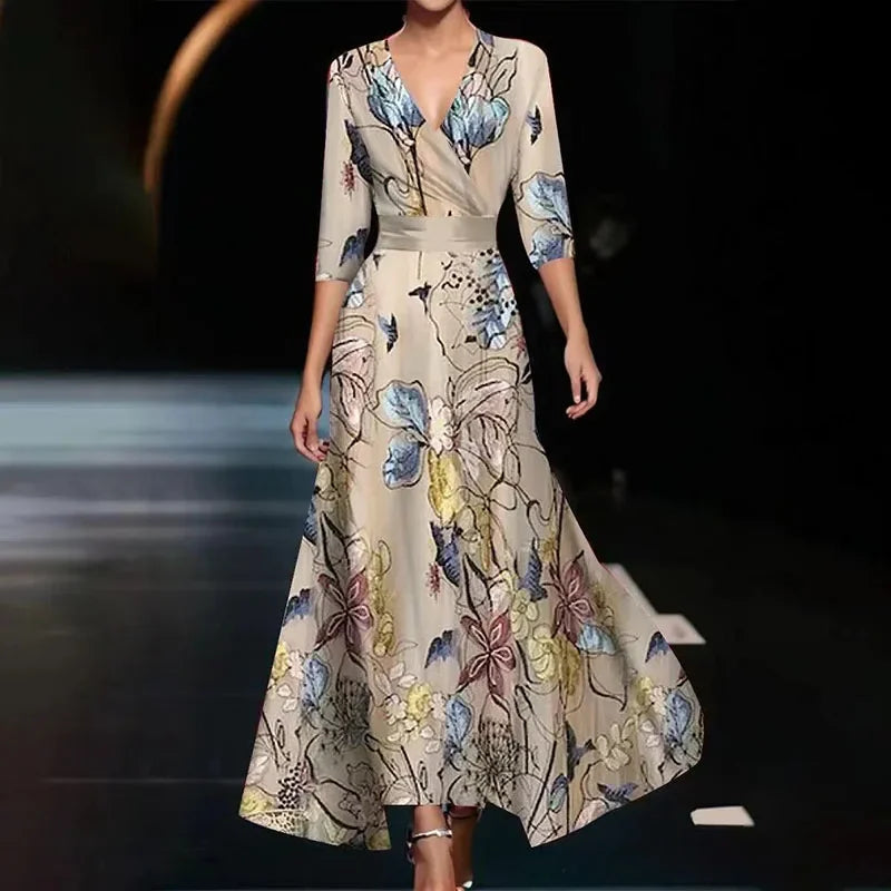 ShopNory | Elegantes Maxikleid mit Blumenmuster