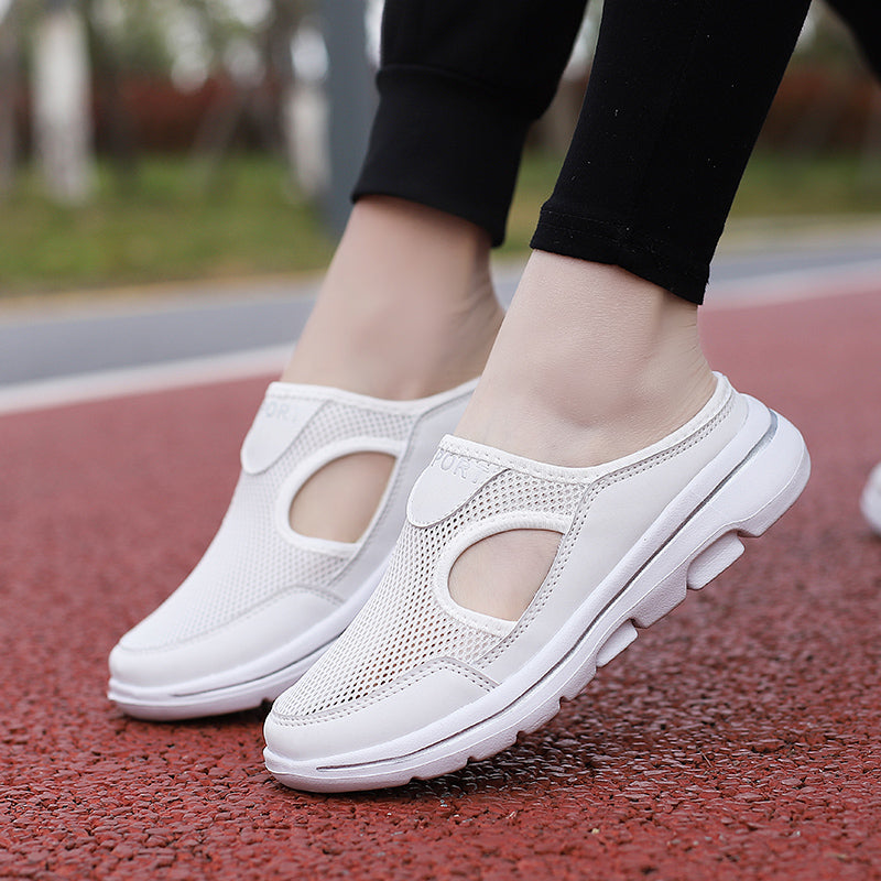 ShopNory Damen Slip-On-Pantoletten aus Mesh mit seitlichen Ausschnitten