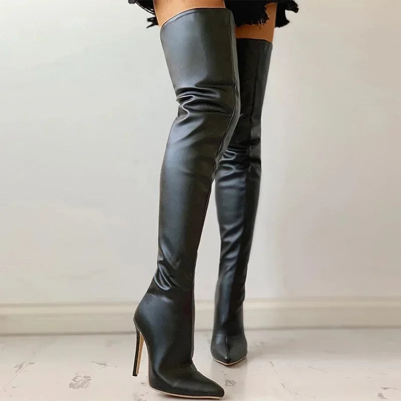 Die Kniehohe Absatzstiefel