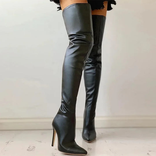 Die Kniehohe Absatzstiefel