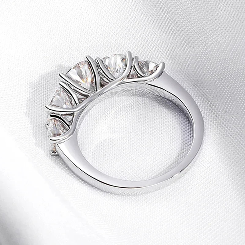Ivictress Moissanit Luxus Ring - Funkelnde Eleganz | Shop Nory