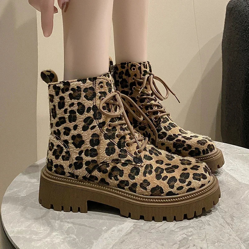 Leopardenmuster Stiefel