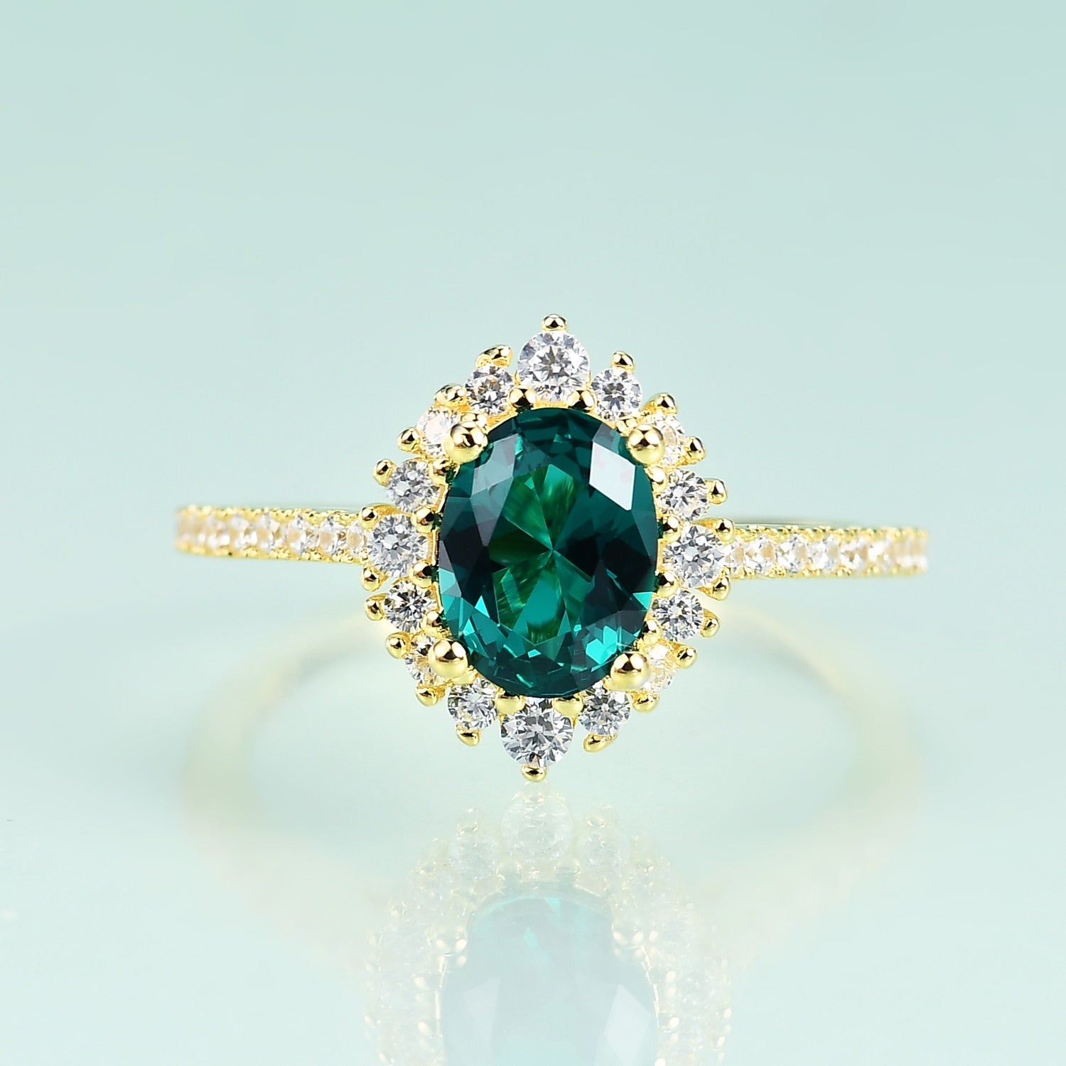 Grüner Smaragd-Ehering im Ovalschliff aus Gelbgold im Art-Deco-Stil | Shop Nory