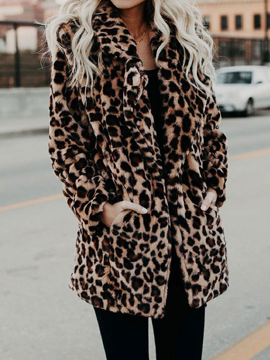 Leopard Wintermantel