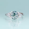 Ring aus echtem Moosachat in ovaler Form in Silber | Shop Nory