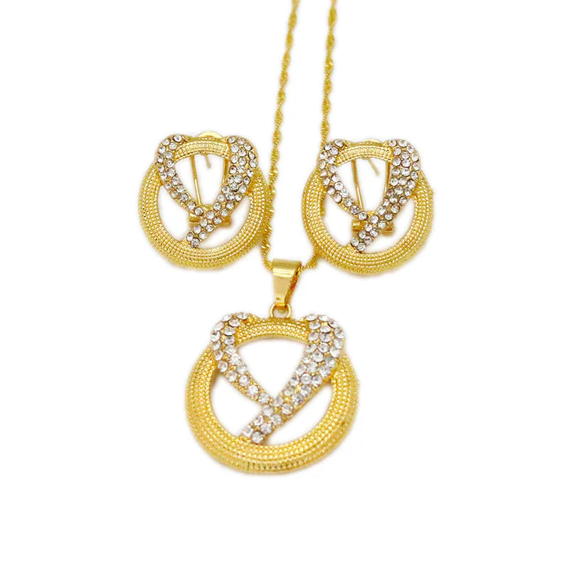 Gold Runde Cutout Offene Herz Kristall Ohrringe & Anhänger Twist Kette Set | Shop Nory