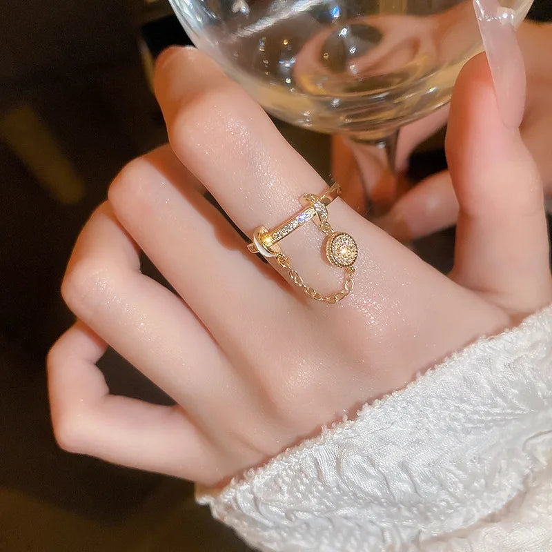 Trendy Zircon Luxus Licht Kette Quaste Ring | Shop Nory