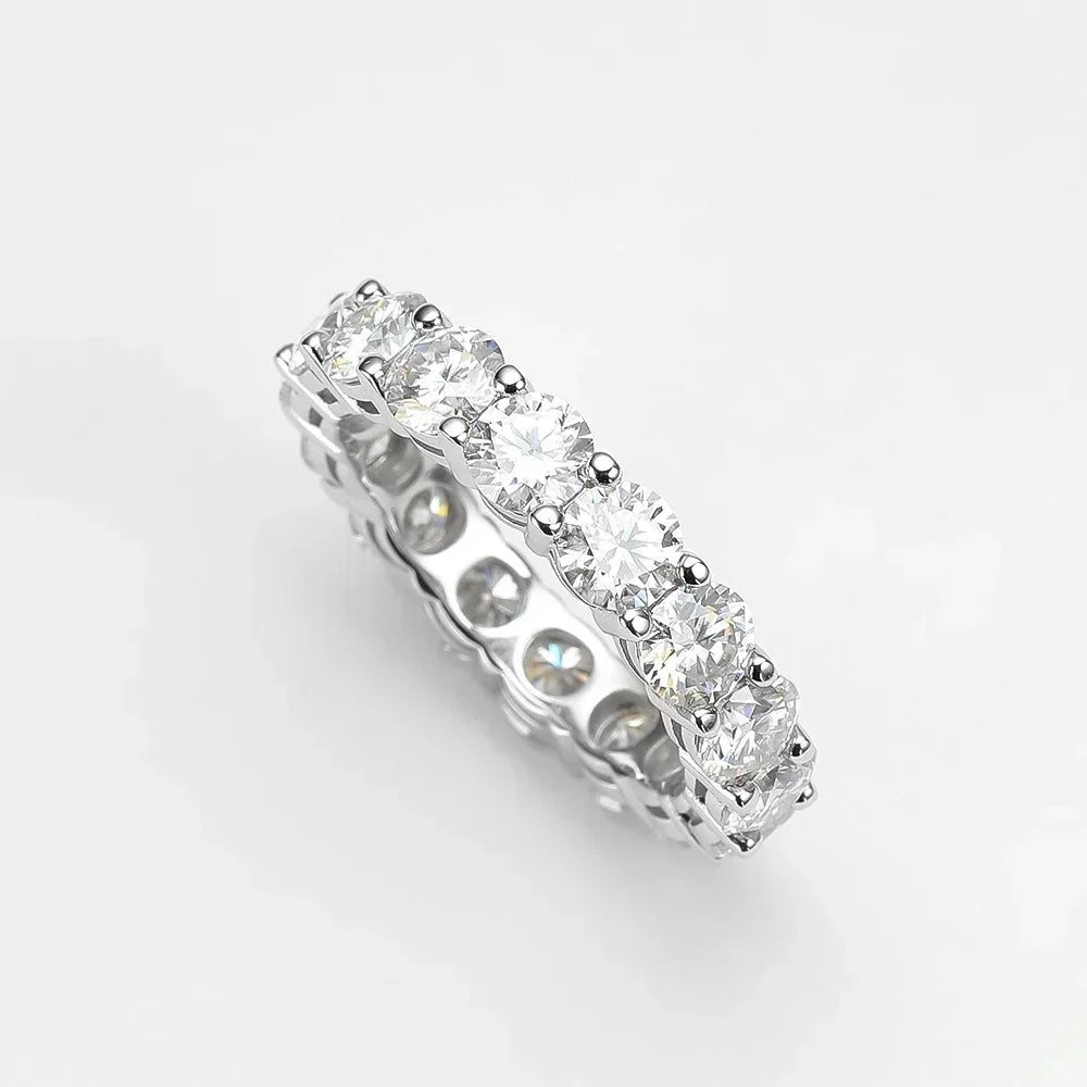 Exquisites 2,2 CT Moissanite Ewigkeit Ring in 18k vergoldet | Shop Nory